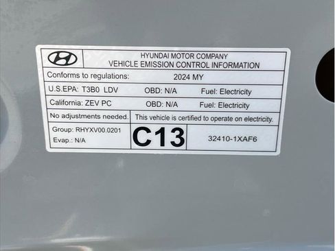 Used 2024 Hyundai Ioniq 6 SEL image 24
