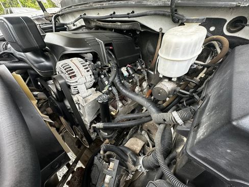 Used 2013 Chevrolet Silverado 2500 W/T AWD/4WD image 51
