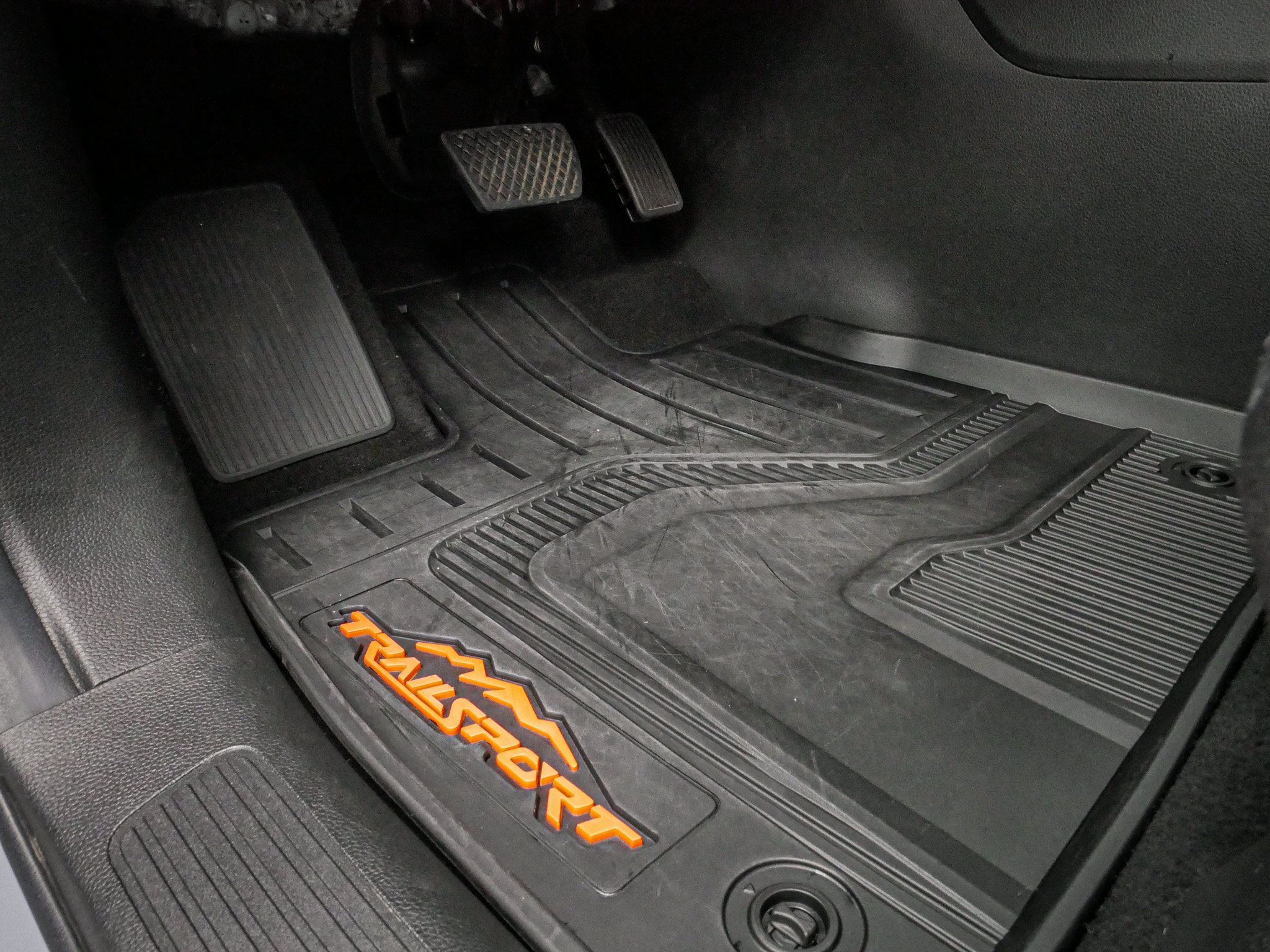 Certified 2025 Honda Pilot TrailSport image 17