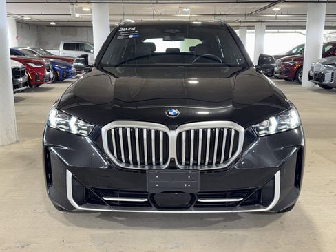 Certified 2024 BMW X5 sDrive40i w/ Executive Package image 3