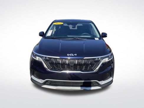 Used 2023 Kia Carnival LX FWD image 19