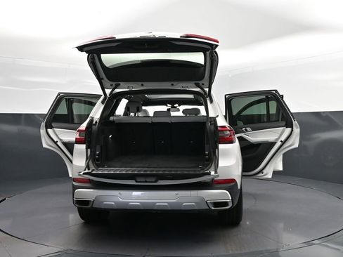 Certified 2023 BMW X5 sDrive40i w/ Climate Comfort Package RWD image 51