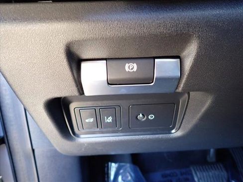 Used 2020 Jaguar E-PACE image 15