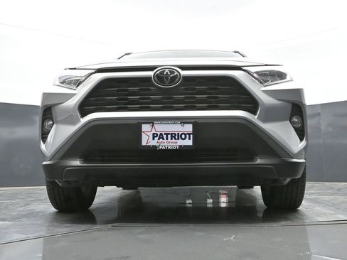Used 2020 Toyota RAV4 XLE Premium FWD image 48