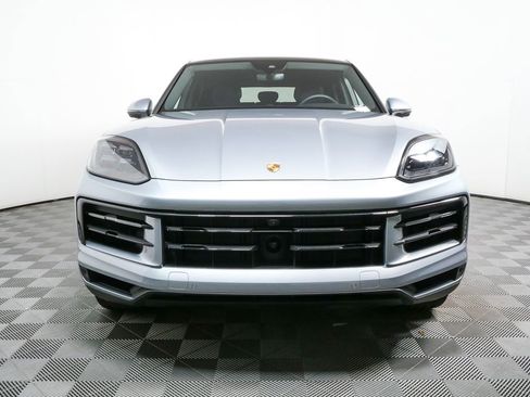 Certified 2026 Porsche Cayenne AWD image 37