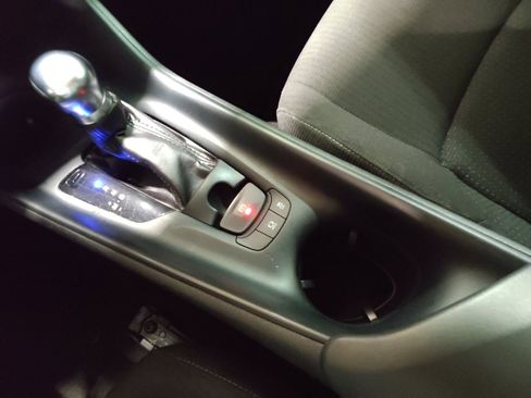 Used 2019 Toyota C-HR LE image 26