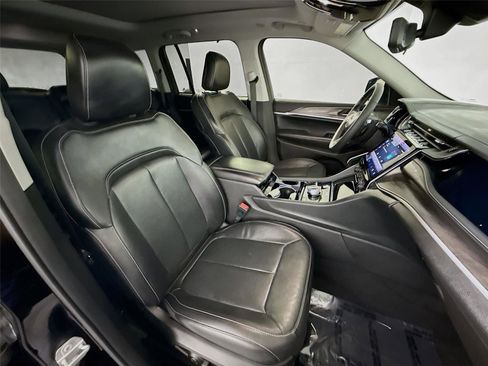 Used 2022 Jeep Grand Cherokee Limited 4xe w/ Luxury Tech Group II image 25