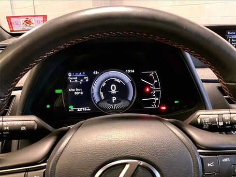 Used 2019 Lexus UX 250h image 25