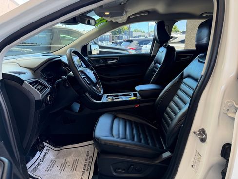 Used 2023 Ford Edge SEL w/ Convenience Package AWD/4WD image 5