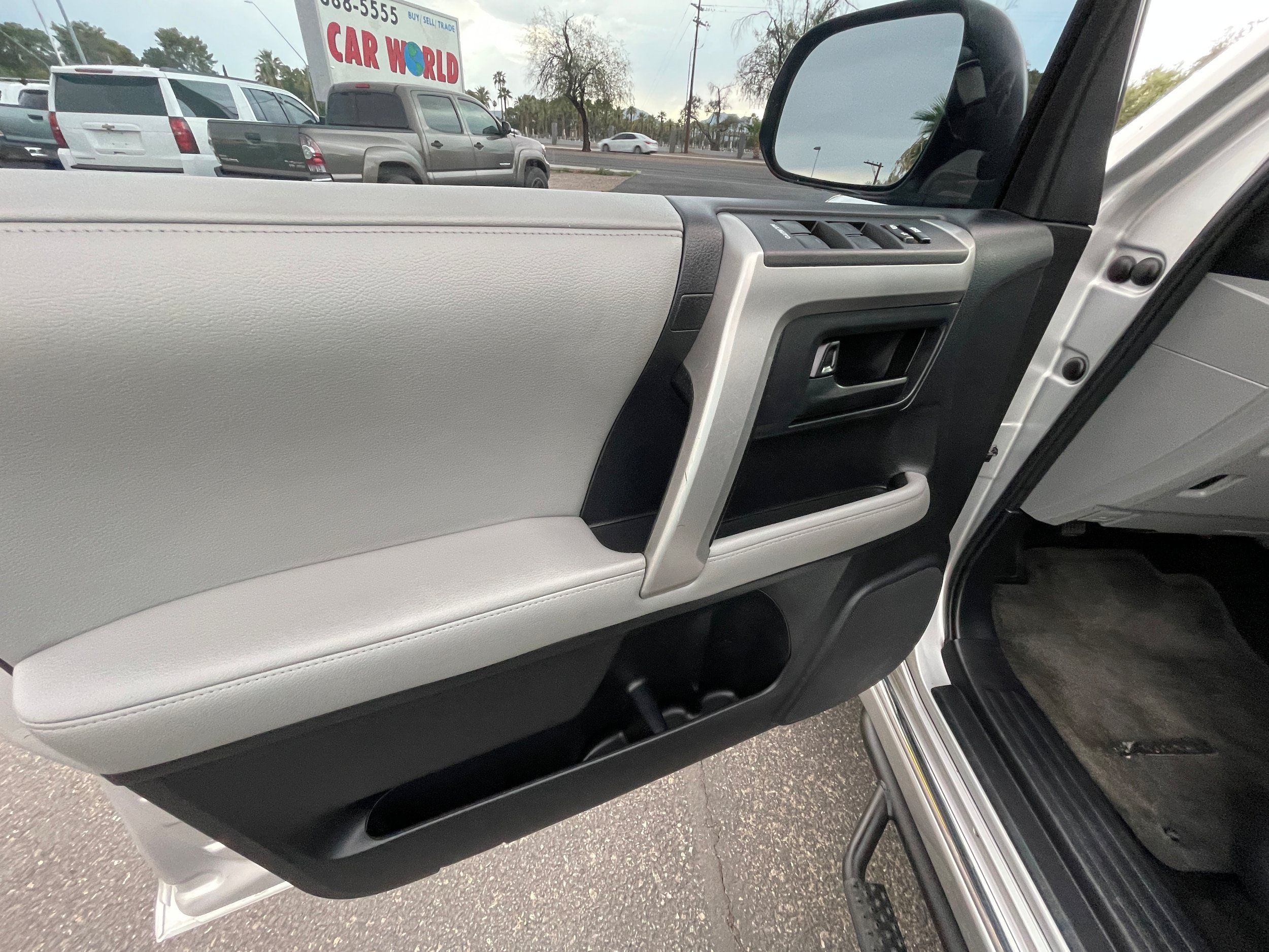 Used 2010 Toyota 4Runner SR5 RWD image 14