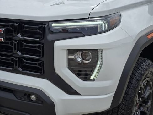 Used 2025 GMC Canyon Elevation w/ Convenience Package RWD image 7