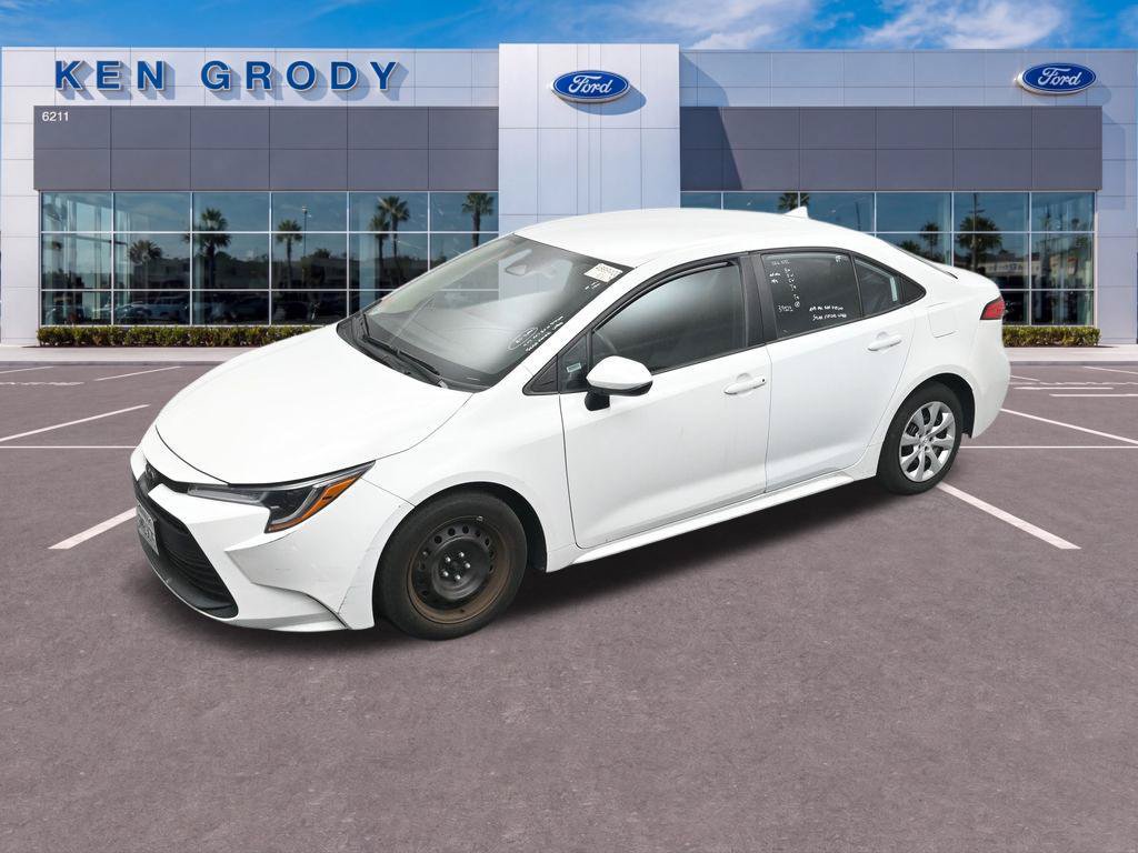 Used 2024 Toyota Corolla LE FWD image 17