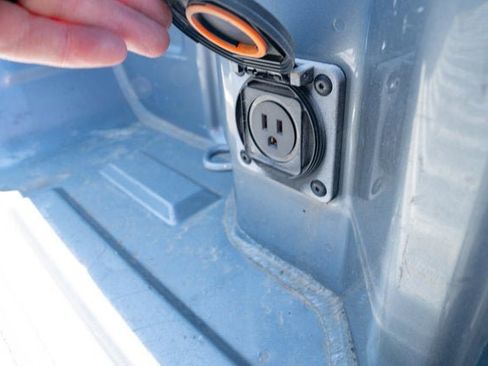 Used 2023 Chevrolet Silverado 1500 RST w/ Z71 Off-Road Package image 13