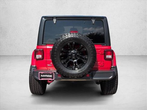 Used 2018 Jeep Wrangler Unlimited Rubicon AWD/4WD image 6
