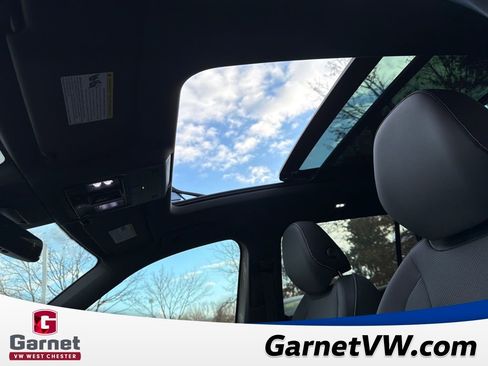 New 2026 Volkswagen Tiguan SE R-Line image 15