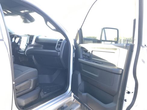 New 2026 RAM 2500 Tradesman image 18