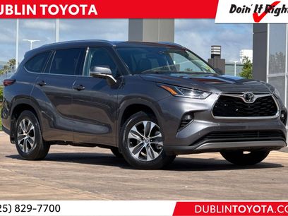 Used 2024 Toyota Highlander Platinum