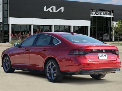 Used 2024 Honda Accord EX-L image 4