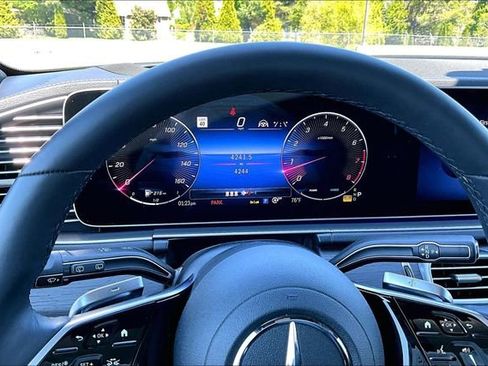 Used 2024 Mercedes-Benz GLE 580 4MATIC image 13