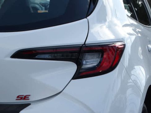 Used 2025 Toyota Corolla SE image 13