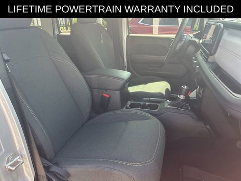 Used 2024 Jeep Wrangler Unlimited Sahara w/ Technology Group AWD/4WD image 19