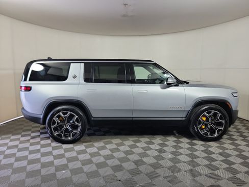 Used 2024 Rivian R1S Adventure AWD/4WD image 6