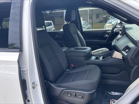 Used 2024 Chevrolet Tahoe LS AWD/4WD image 9