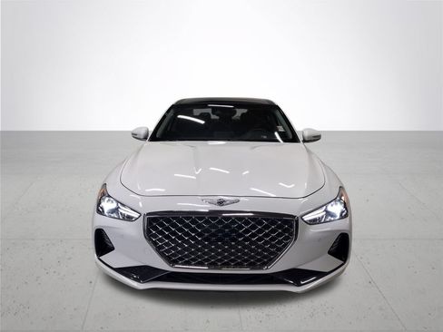 Used 2020 Genesis G70 2.0T w/ Elite Package RWD image 3