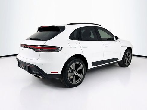 New 2026 Porsche Macan image 9
