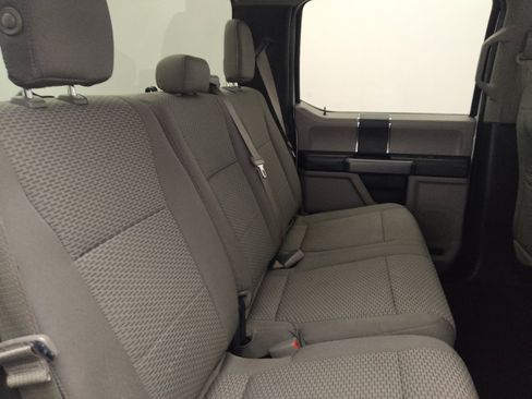 Used 2016 Ford F150 XLT RWD image 19
