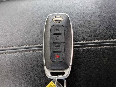 Used 2024 Nissan Sentra SV FWD image 29