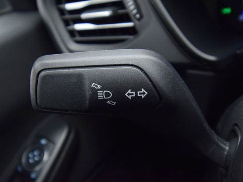 Used 2024 Ford Escape ST-Line w/ Cold Weather Package image 35