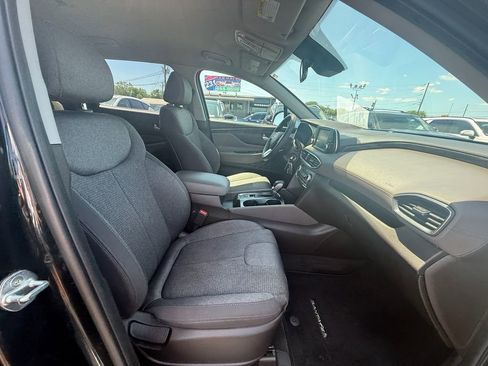 Used 2020 Hyundai Santa Fe SE FWD image 23