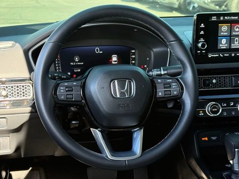 Used 2024 Honda Civic Touring image 40