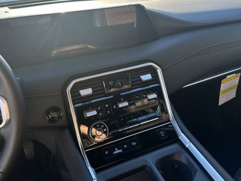 New 2026 Nissan Armada Platinum w/ Convenience Package image 18