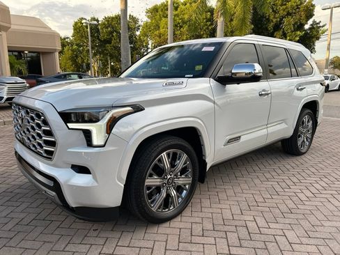 Used 2026 Toyota Sequoia Capstone AWD/4WD image 7