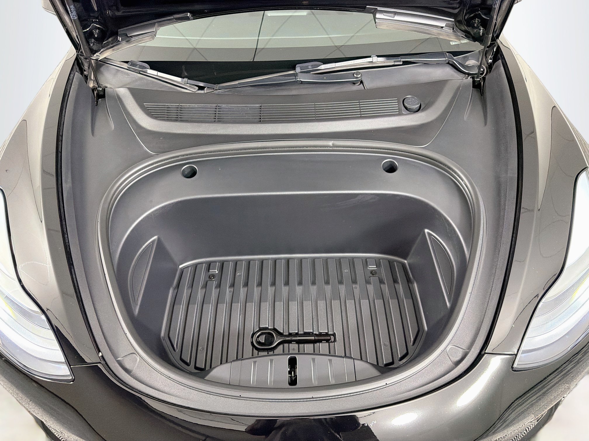 Used 2023 Tesla Model 3 Standard Range RWD image 34
