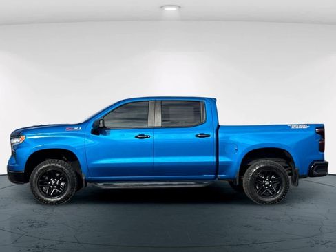 Used 2022 Chevrolet Silverado 1500 LT Trail Boss w/ LT Trail Boss Premium Package image 9