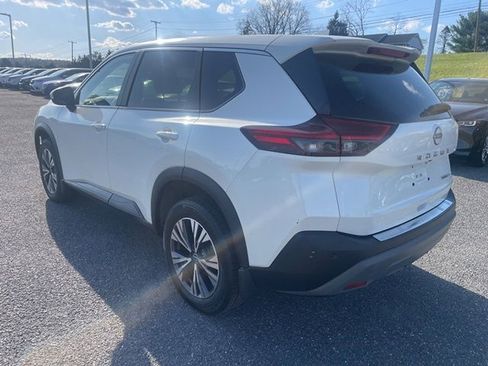 Used 2023 Nissan Rogue SV AWD/4WD image 7