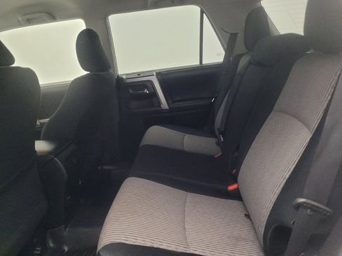 Used 2019 Toyota 4Runner SR5 AWD/4WD image 18