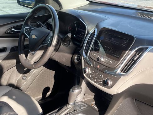 Used 2019 Chevrolet Equinox Premier w/ LPO, Cargo Package FWD image 16