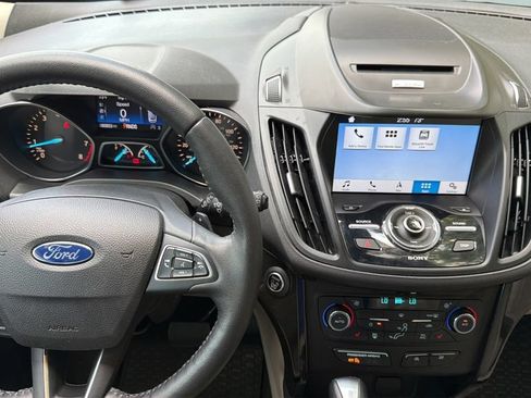 Used 2017 Ford Escape Titanium FWD image 20