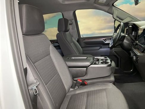 Used 2025 Chevrolet Silverado 2500 LT w/ Convenience Package image 68