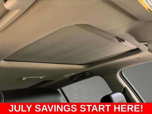 Used 2019 GMC Acadia Denali w/ Technology Package AWD/4WD image 35