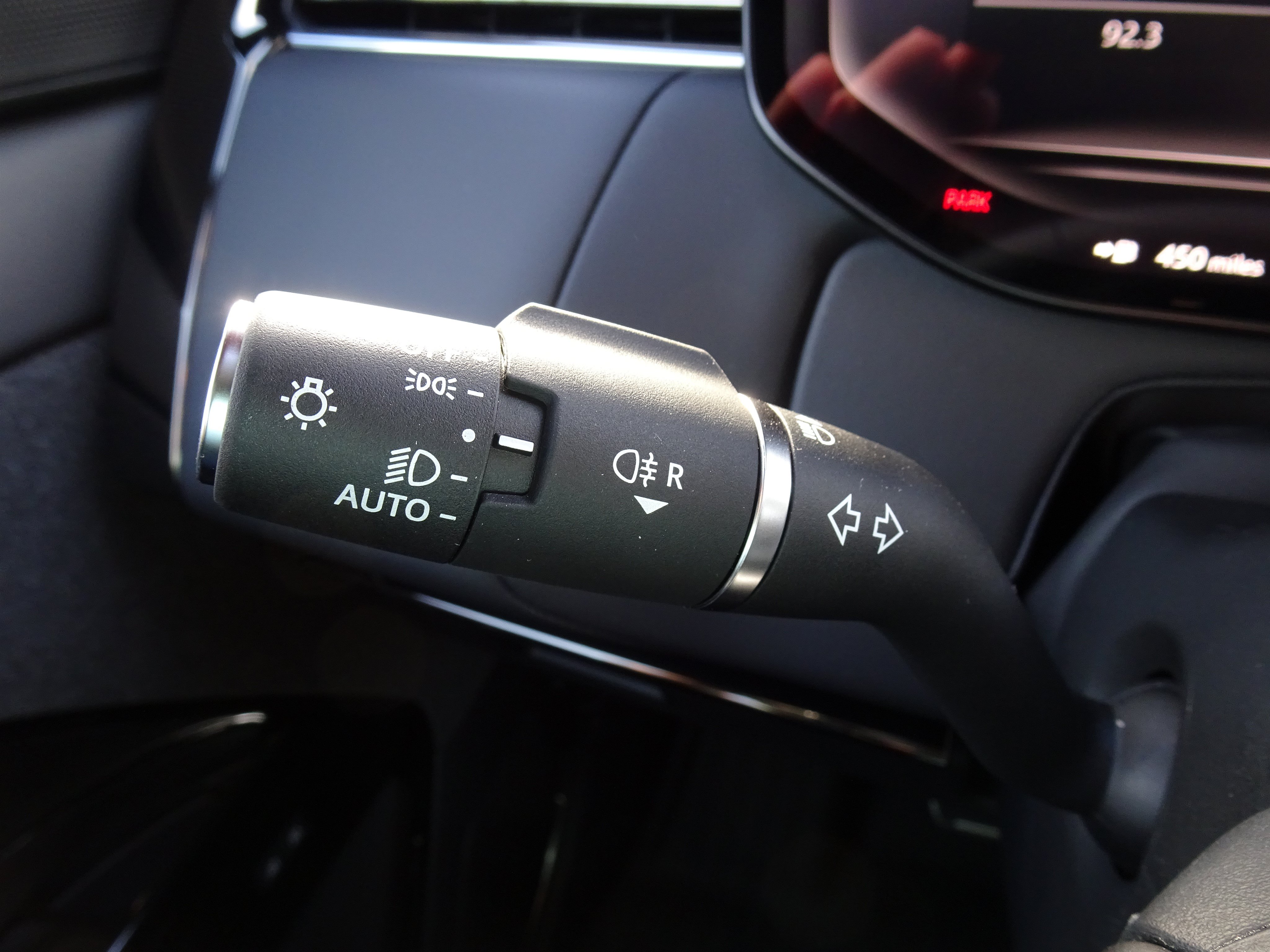 New 2027 Land Rover Range Rover Sport Dynamic SE AWD/4WD image 27