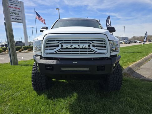 Used 2018 RAM 2500 Tradesman w/ Chrome Appearance Group image 14