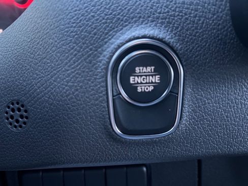 Used 2024 Mercedes-Benz Sprinter 3500 image 38