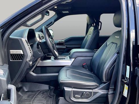 Used 2016 Ford F150 Platinum w/ Equipment Group 701A Luxury AWD/4WD image 7