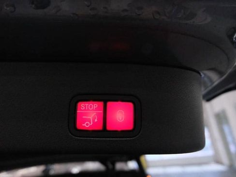 Used 2018 Mercedes-Benz GLS 550 4MATIC image 11