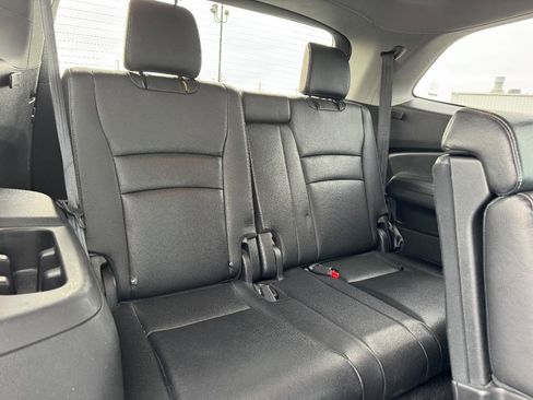 Certified 2017 Honda Pilot EX-L image 11
